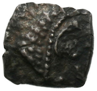 Εμπροσθότυπος 'SilCoinCy A1806, acc.no.: . Silver coin of king Baalmilk I of Kition 475 - 450 BC. Weight: 0.86g, Axis: 11h, Diameter: 10mm. Obverse type: Heracles head r. bearded with lion skin . Obverse symbol: -. Obverse legend: - in -. Reverse type: Lion seated r.. Reverse symbol: -. Reverse legend: bl in phoenician. 'Catalogue des monnaies grecques de la Bibliothèque Nationale: les Perses Achéménides, les satrapes et les dynastes tributaires de leur empire: Cypre et la Phénicie'.