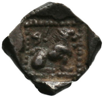 Οπισθότυπος 'SilCoinCy A1806, acc.no.: . Silver coin of king Baalmilk I of Kition 475 - 450 BC. Weight: 0.86g, Axis: 11h, Diameter: 10mm. Obverse type: Heracles head r. bearded with lion skin . Obverse symbol: -. Obverse legend: - in -. Reverse type: Lion seated r.. Reverse symbol: -. Reverse legend: bl in phoenician. 'Catalogue des monnaies grecques de la Bibliothèque Nationale: les Perses Achéménides, les satrapes et les dynastes tributaires de leur empire: Cypre et la Phénicie'.